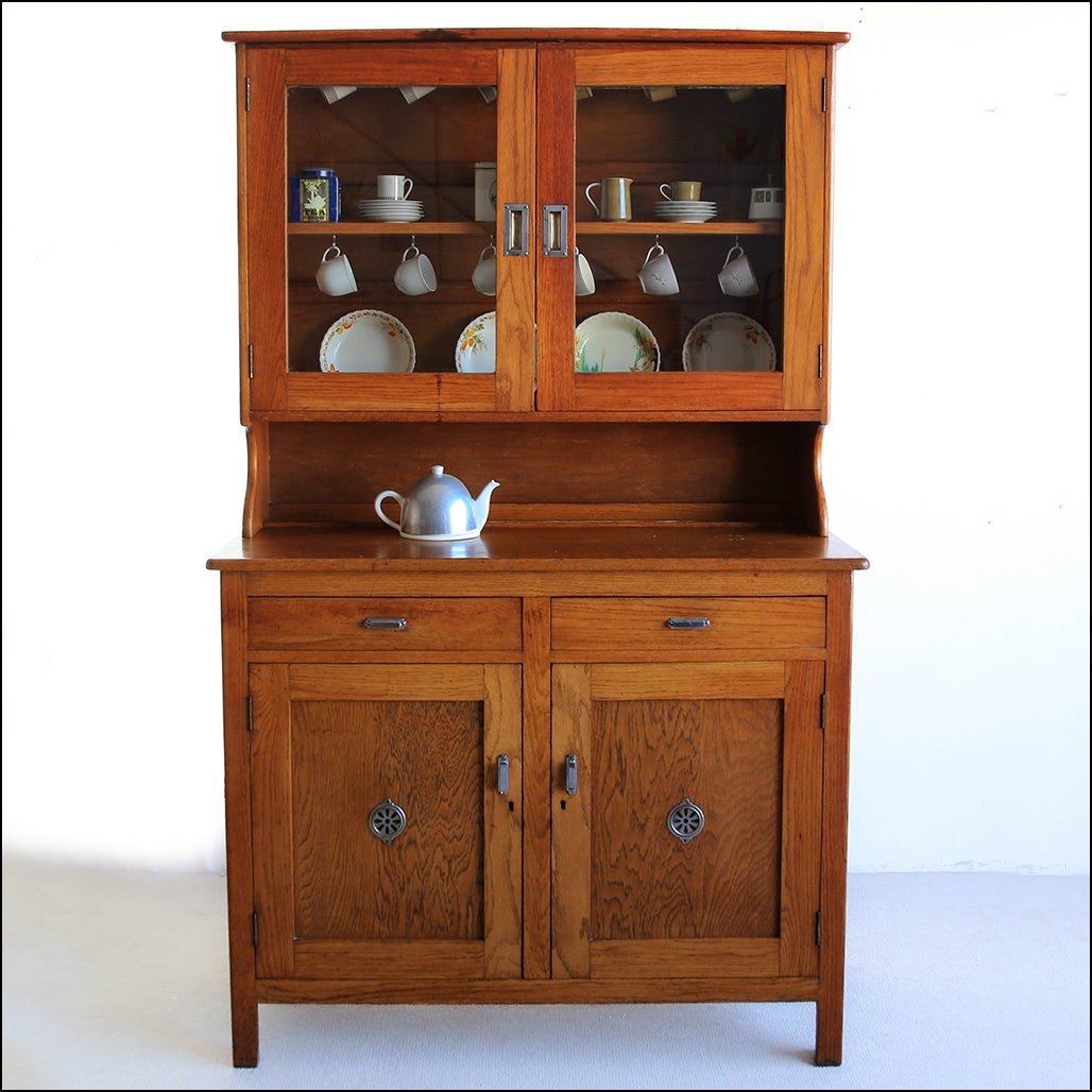 Vintage Oak Kitchen Cabinet – Huisraad Modern