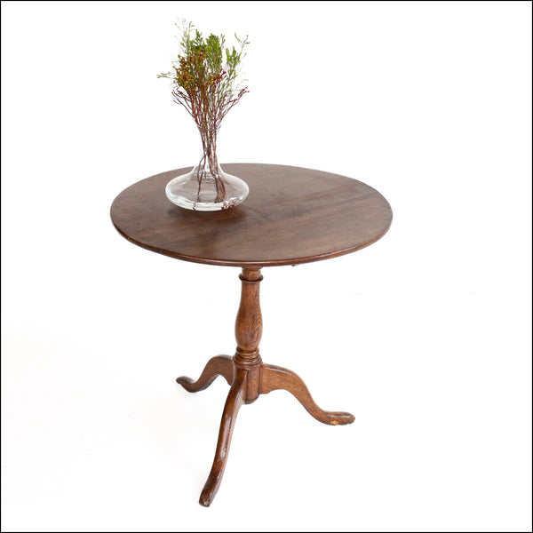 Georgian Tilt-top Occasional Table