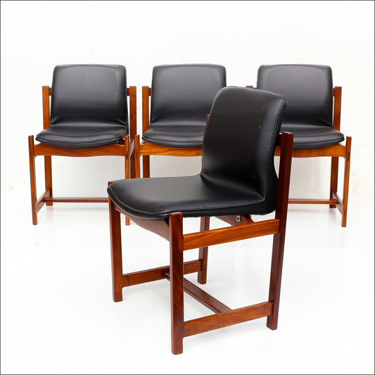 Scandinavian Modern set of Eight Dining Chairs