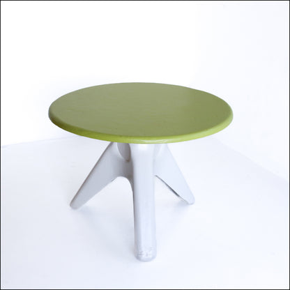 Vintage Fiberglass Garden table