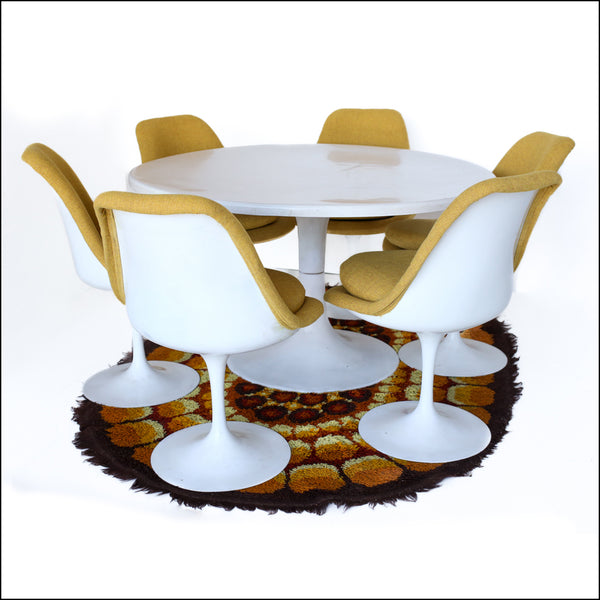 Six Retro Tulip Chairs and Round Table