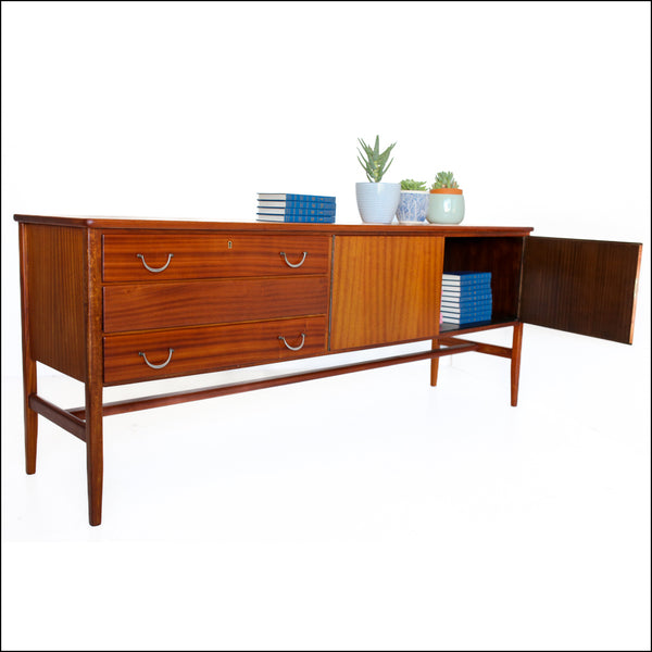 DS Vorster Sideboard