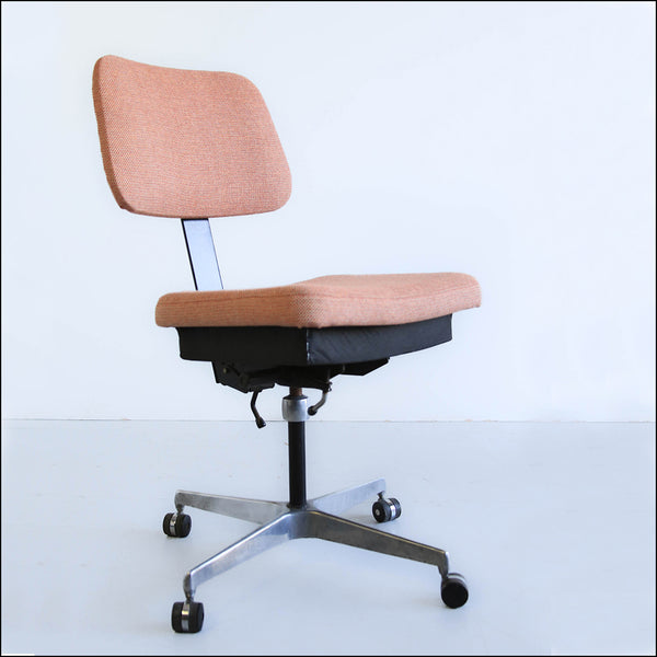 Retro Office Swivel Chair