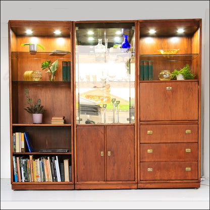 Three Piece Drexel Heritage Furnishings Illuminated Cabinet - 1970's