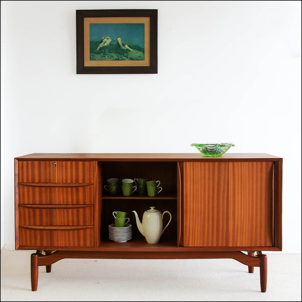 Duros Sideboard