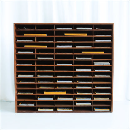 Pigeon Hole Shelf