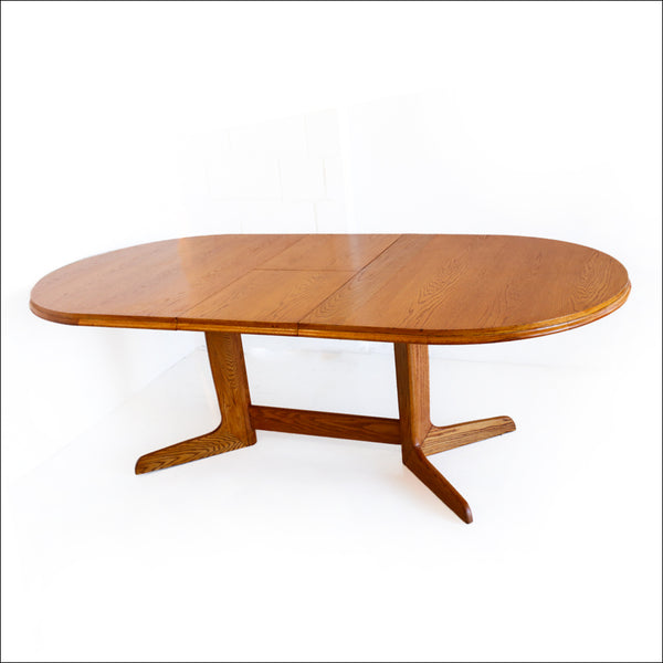 Vintage Extendable Dining Table
