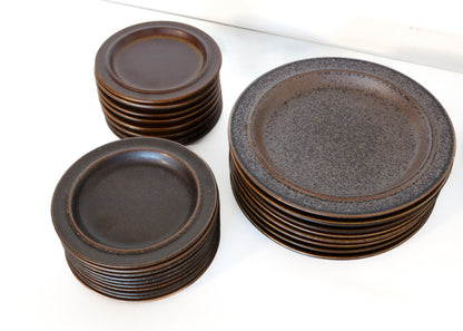 12 Place Arabia Ruska Dinner Set - Finland 1960s