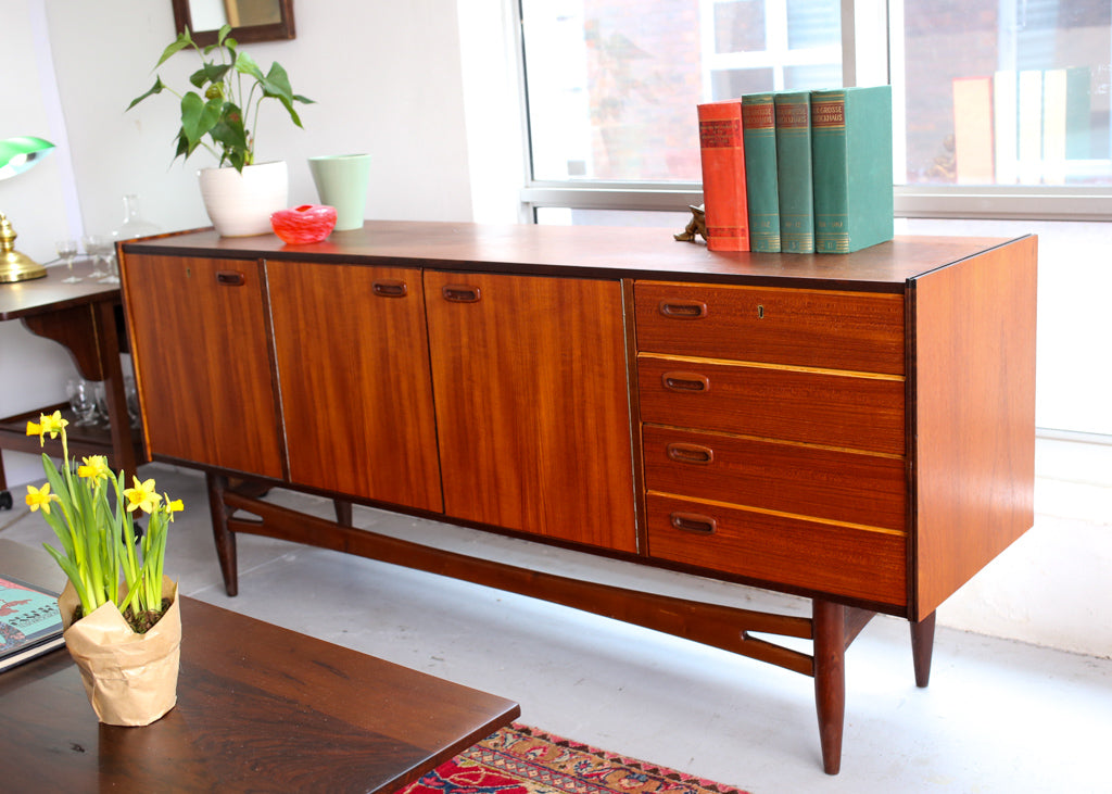 Teak Frystark Sideboard