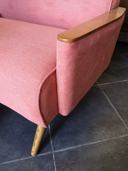 The Huisraad Modern Ladidah Armchair