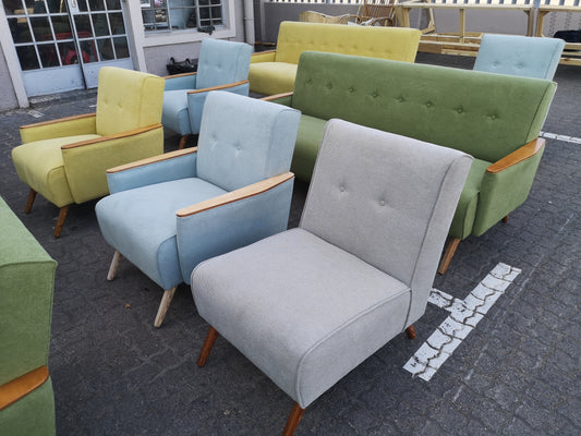 The Huisraad Modern Ladidah Slipper Chair