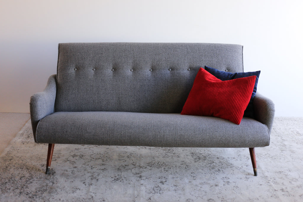 Curved Retro Sofa - 3-seater