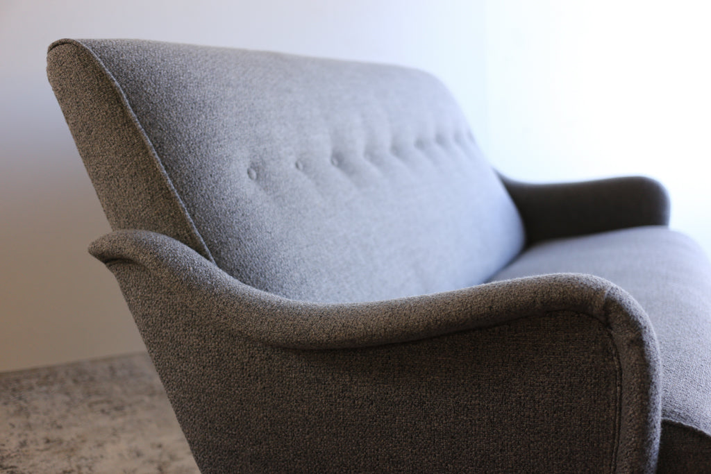 Curved Retro Sofa - 3-seater