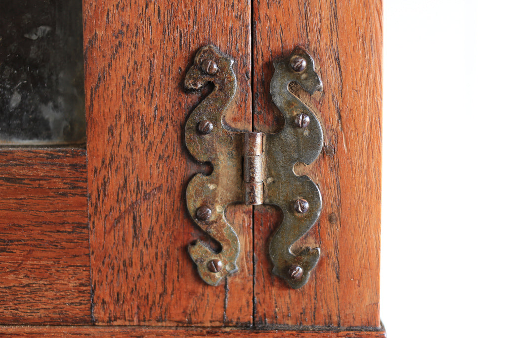 Antique Oak Arts and Crafts Dresser