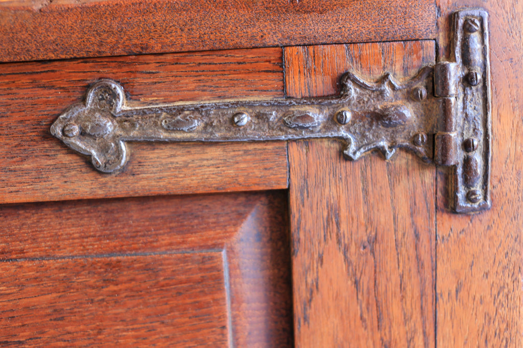 Antique Oak Arts and Crafts Dresser