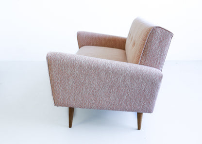 The Huisraad Modern Lula Settee