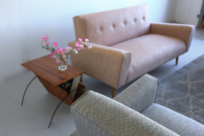 The Huisraad Modern Lula Settee