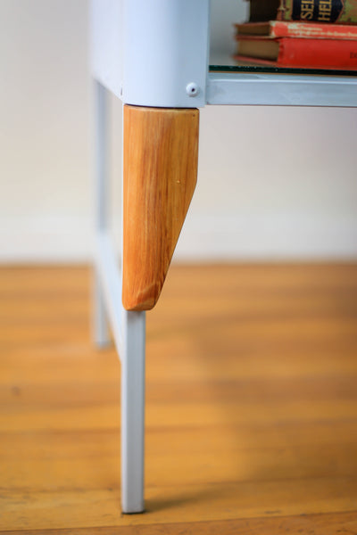 The 'Indigenous South African Medical Cabinet' - made to order