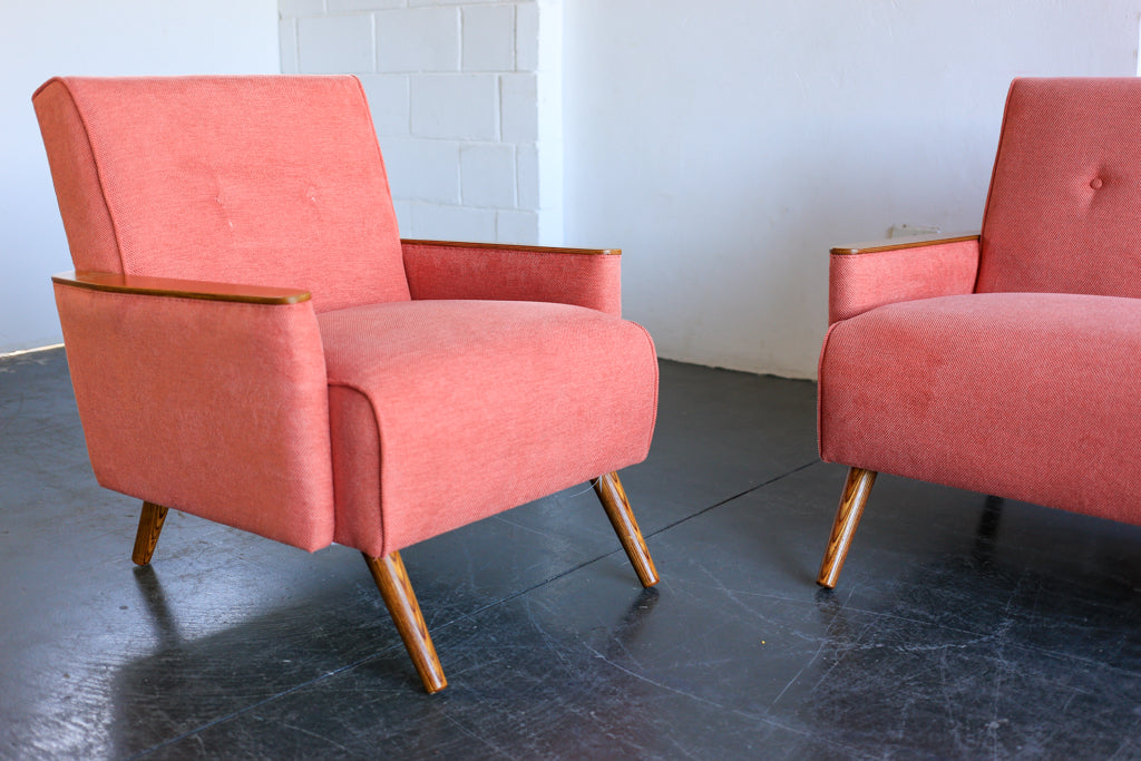 The Huisraad Modern Ladidah Armchair