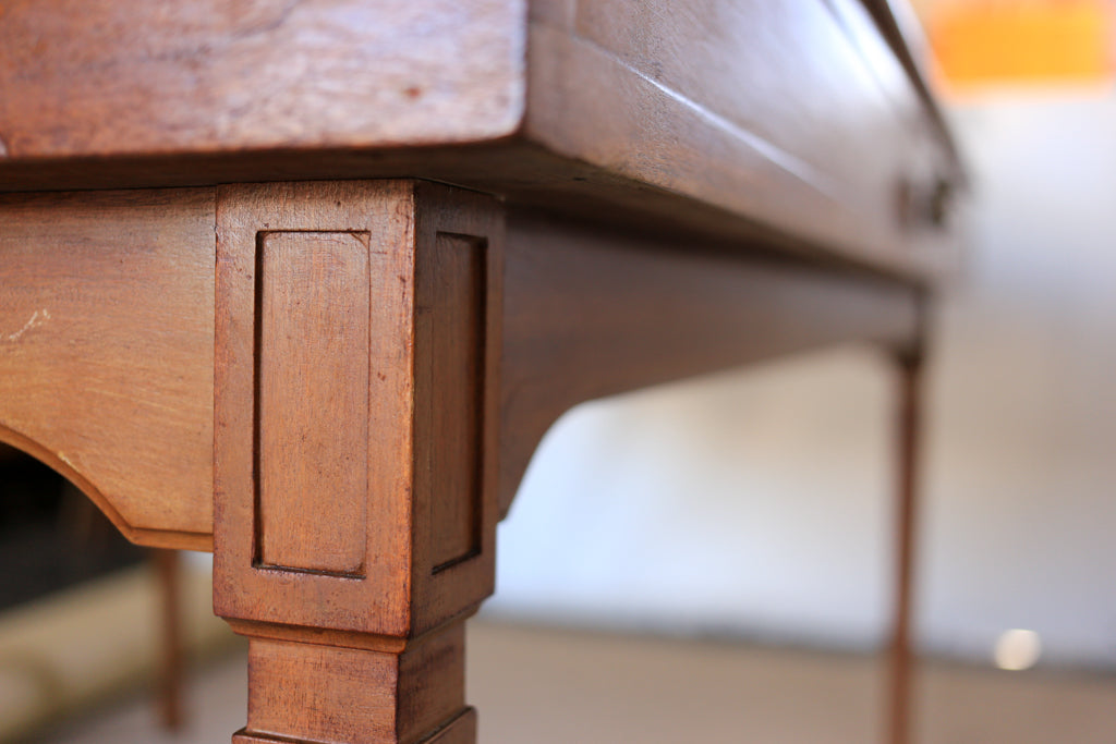 Brimble & Briggs Flip Top Display Cabinet