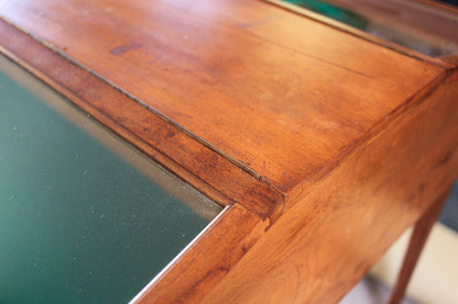 Brimble & Briggs Flip Top Display Cabinet