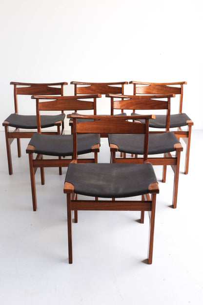 Rare Extendable Kiaat Dining Table with Eight Chairs by John Tabraham for Kallenbach