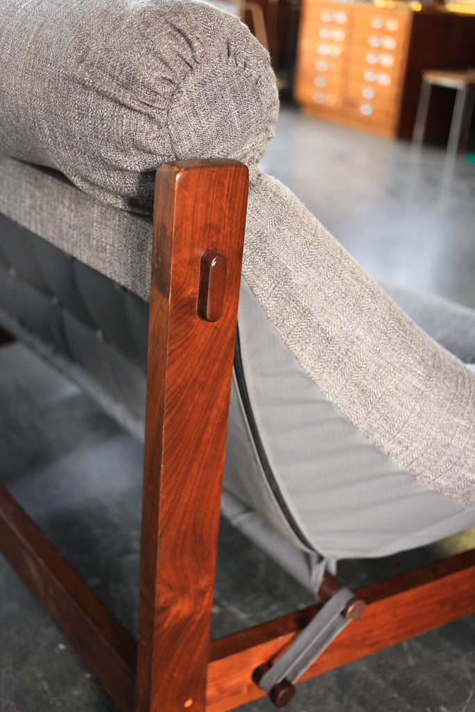 Grafton Everest Brasilian Style Sling Couch