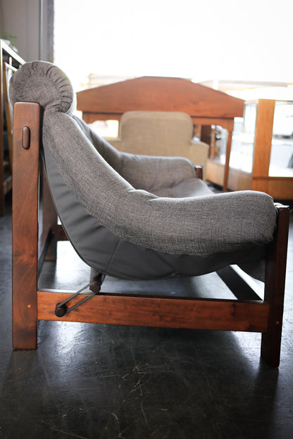 Grafton Everest Brasilian Style Sling Couch