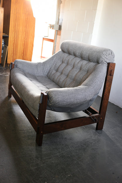 Grafton Everest Brasilian Style Sling Couch
