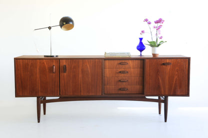 Vintage Black Eyeball Lamp