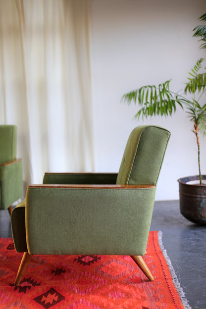 The Huisraad Modern Ladidah Armchair