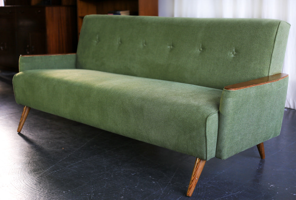 The Huisraad Modern Ladidah Sofa