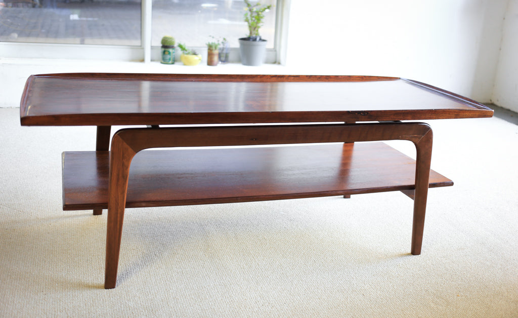 Scandinavian Modern Style Coffee table
