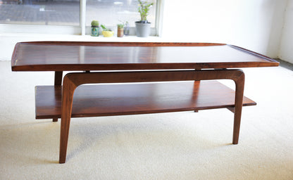 Scandinavian Modern Style Coffee table