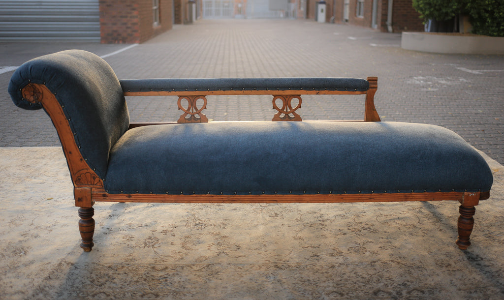 Victorian Chaise Longue
