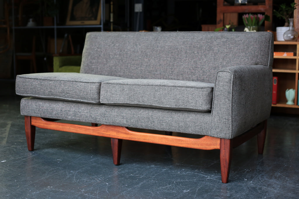 Five Seat Mid-Century Corner Unit