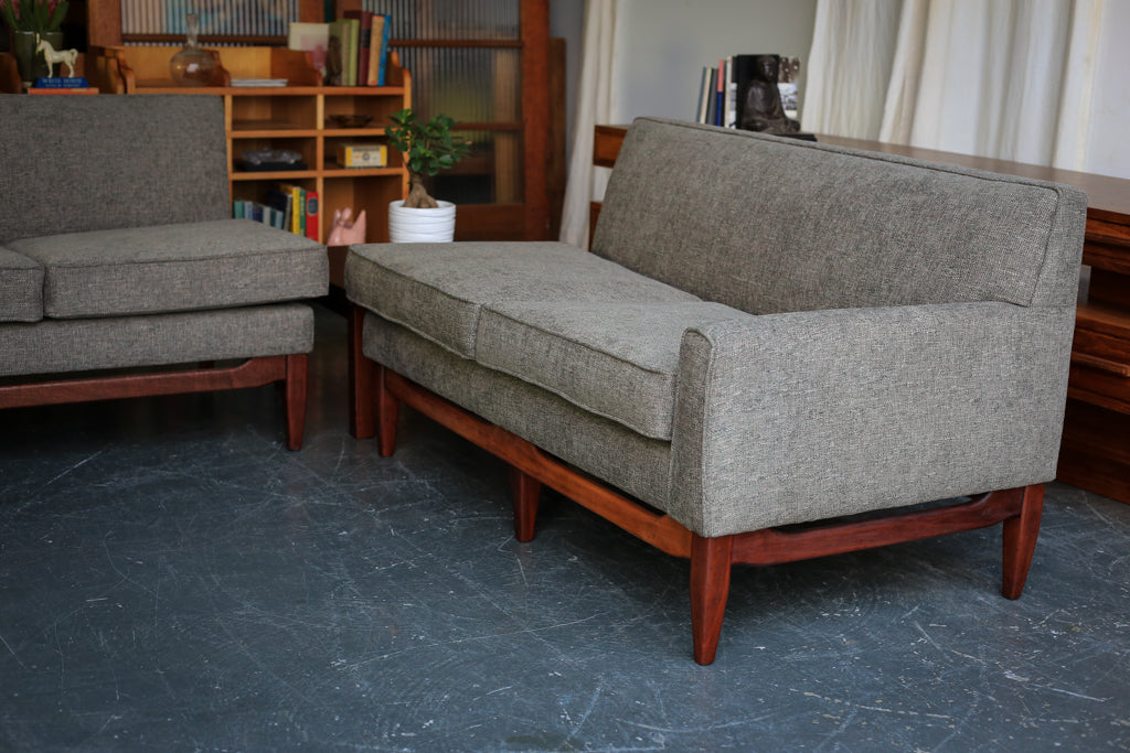 Five Seat Mid-Century Corner Unit