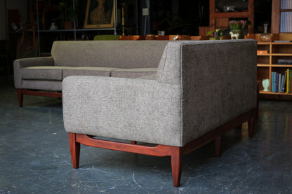 Five Seat Mid-Century Corner Unit