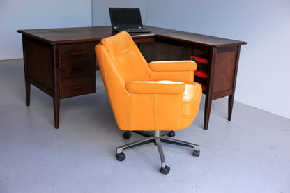 Retro Office Chair in Yellow Leather