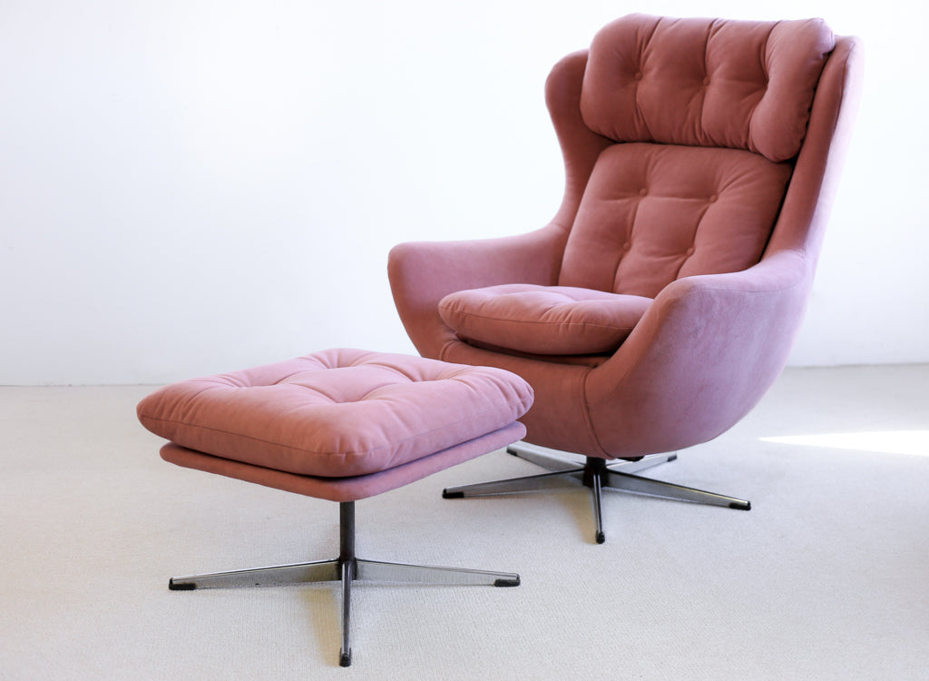 Vono (UK) Swivel Chair with Ottoman