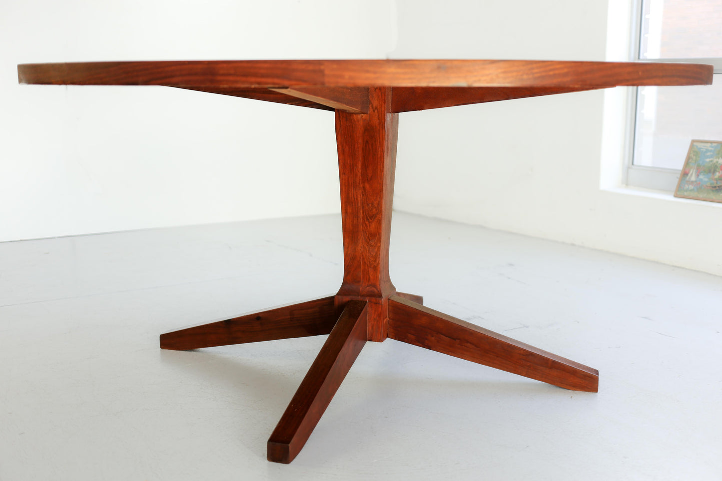 Round 1960's Kiaat Table