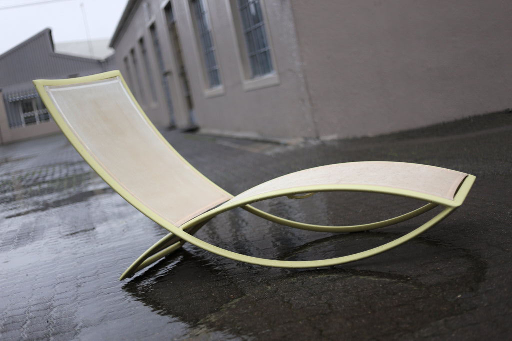 Modern Fish Chaise Longue