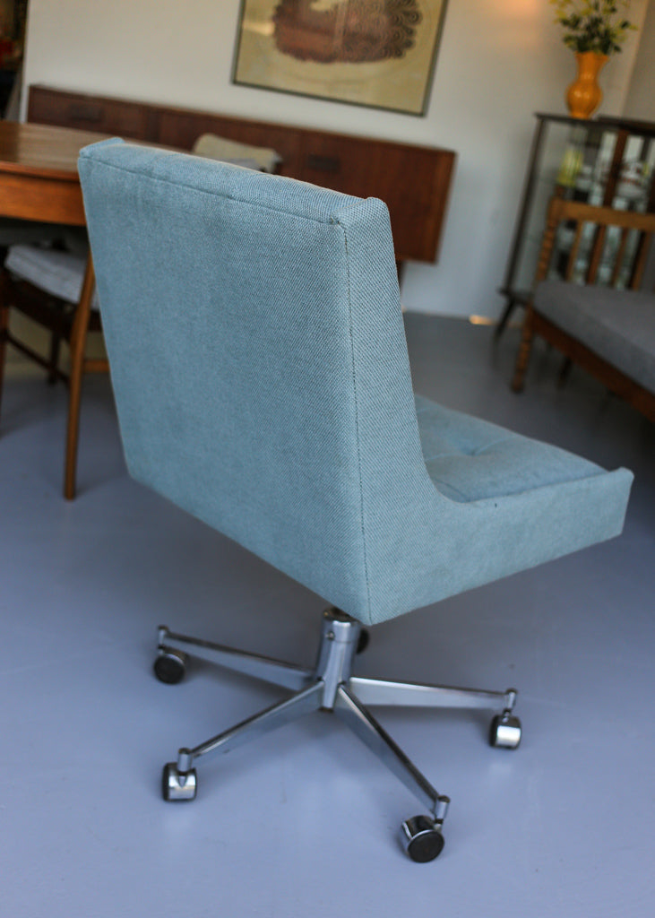 Mid-Century Desk Chair