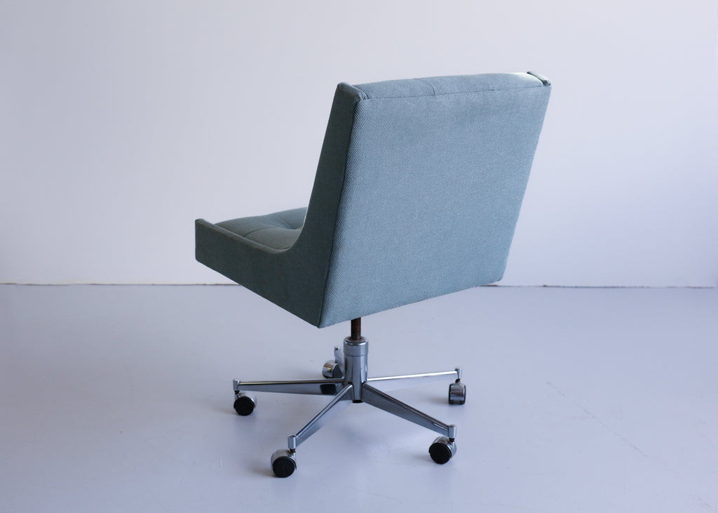 Mid-Century Desk Chair