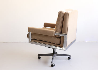 A 1970's Swivel Chair
