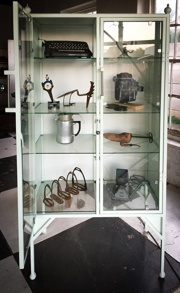 The Newly Defined 'Insurgent Medical Cabinet' - made to order
